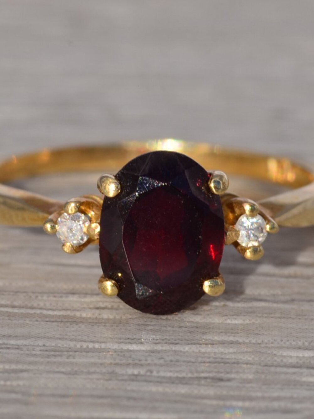 Vintage Garnet & Diamond Ring in 14k Yellow Gold